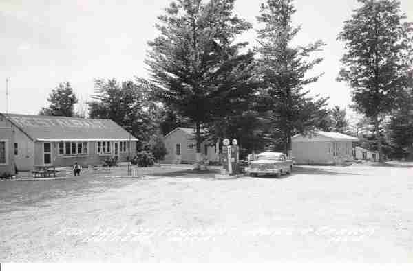 Fox Den Restaurant & Motel - From Paul Petoskey (newer photo)
